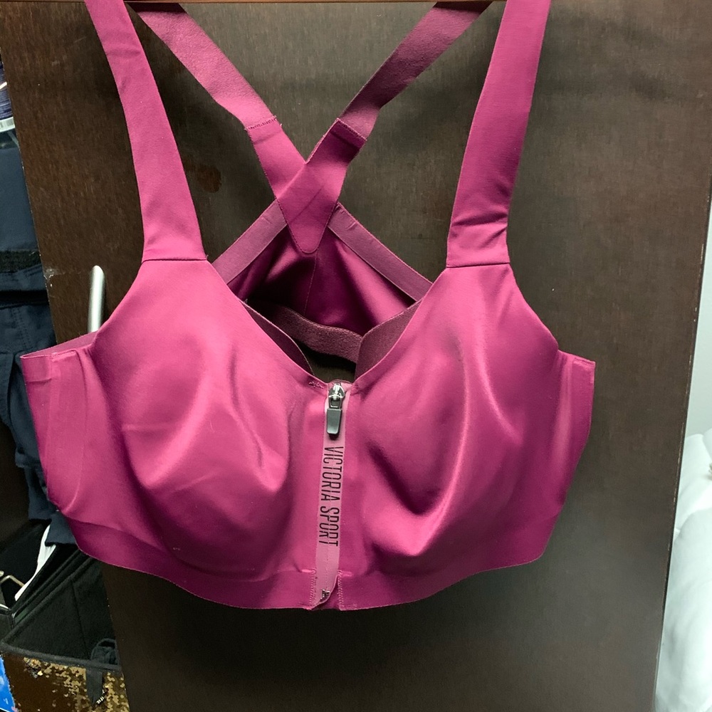 Victoria’s Secret Sports Bra 38C